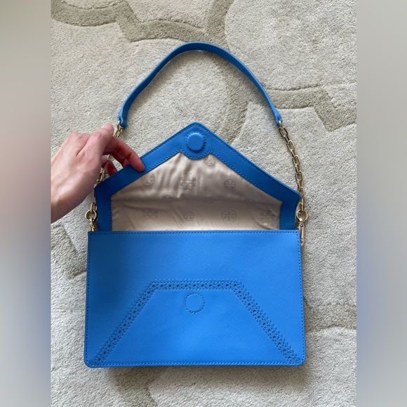 Tory Burch sky blue leather shoulder bag - Picture 2 of 14